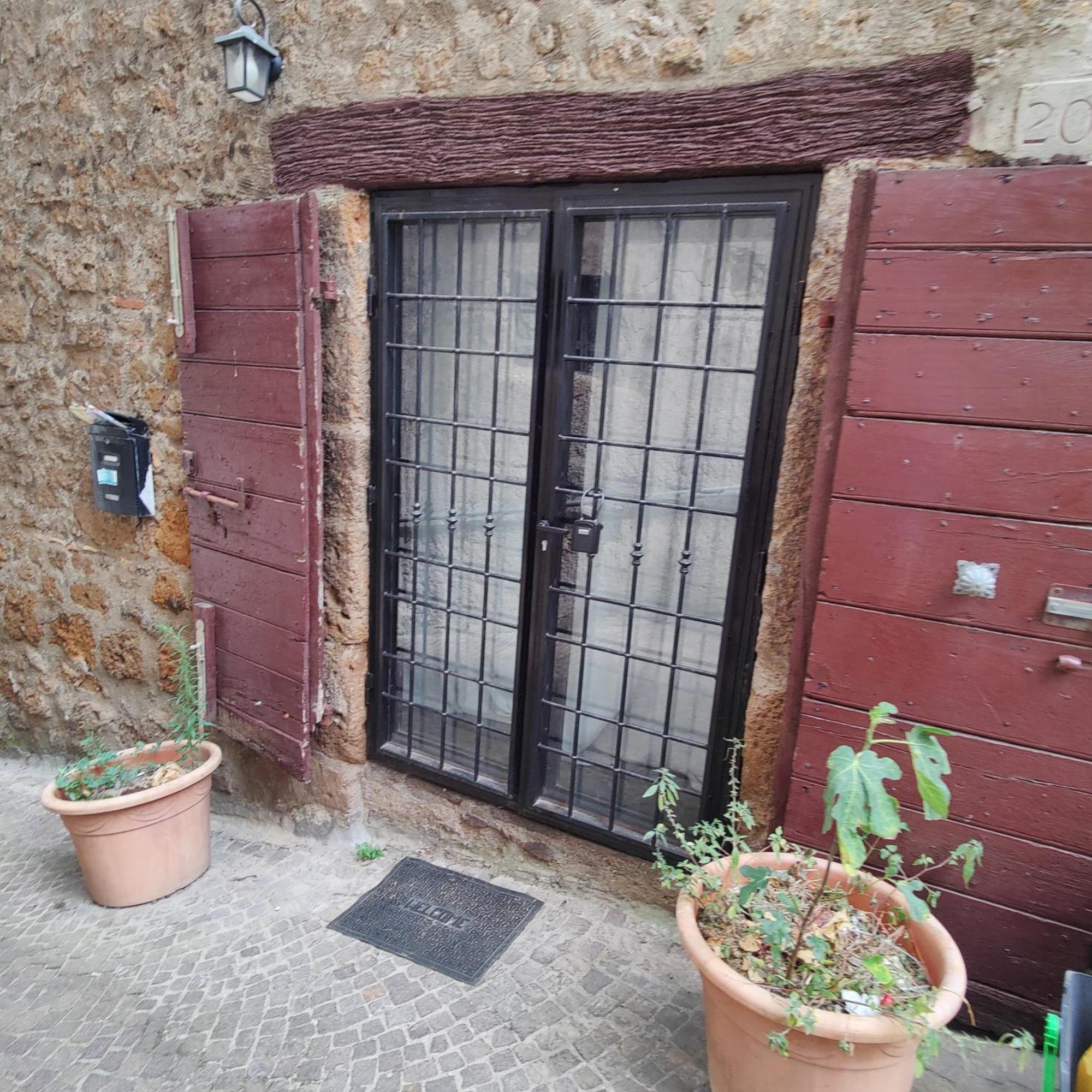 Maestosa Roccaforte Dei Principi, 3 Piani Tutti Per Voi! Sutri Exteriör bild